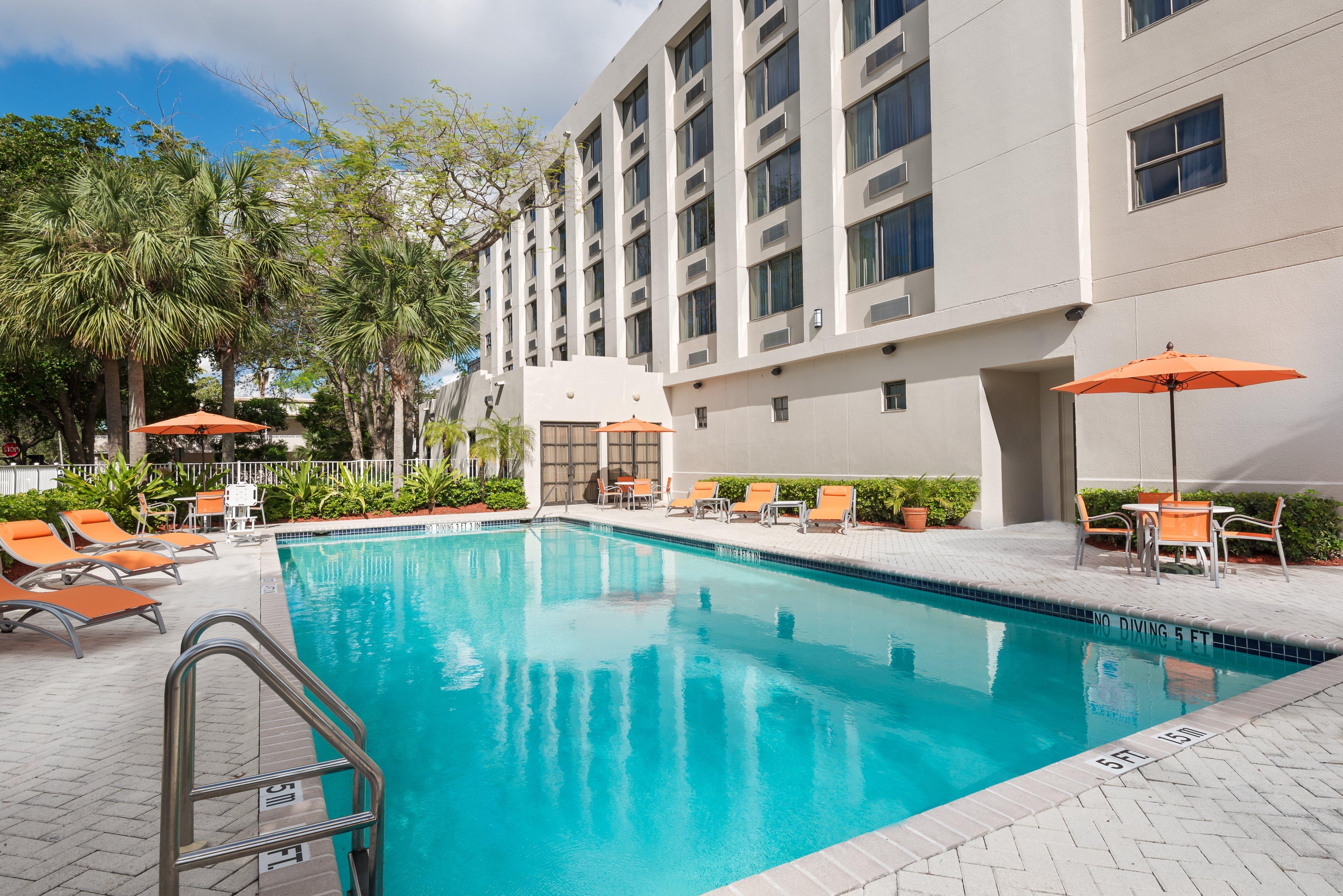 Holiday Inn Express Hotel & Suites Ft. Lauderdale-Plantation By Ihg Exterior foto