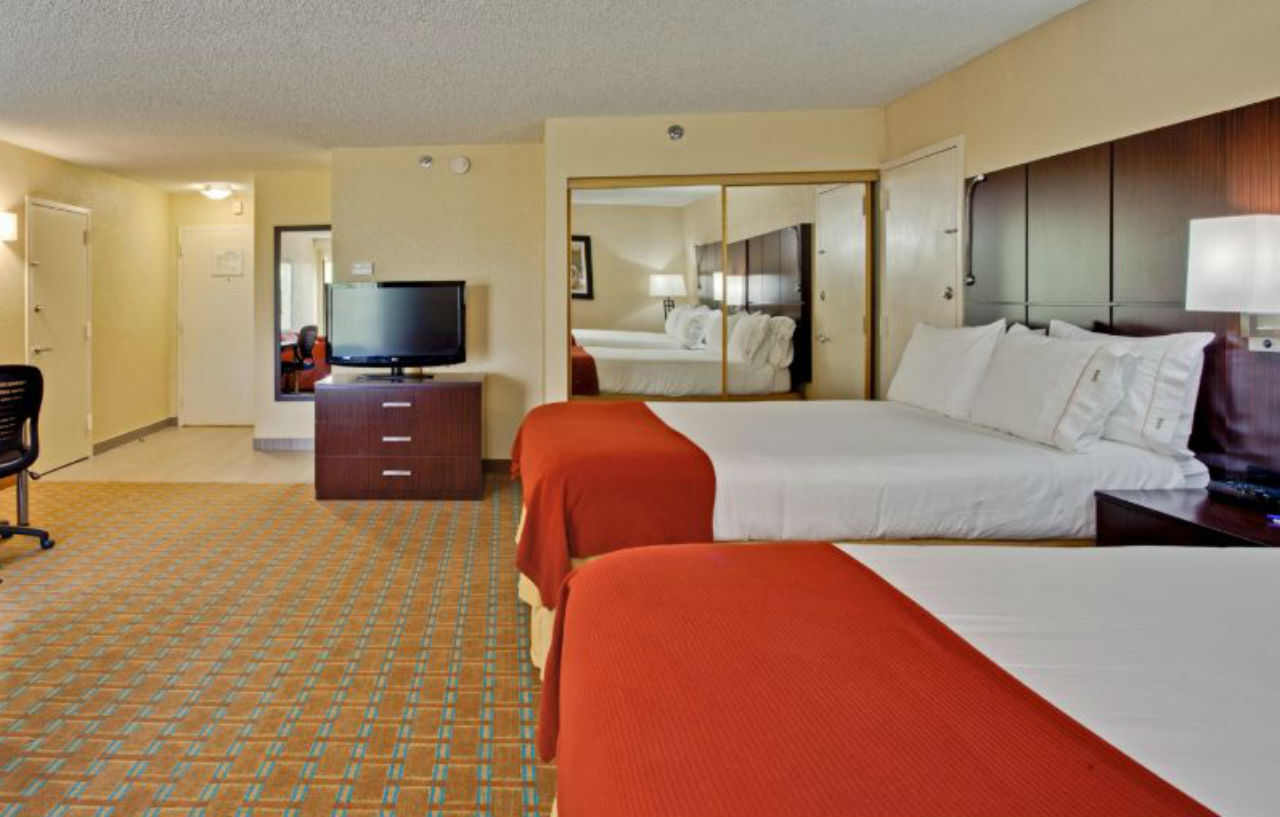 Holiday Inn Express Hotel & Suites Ft. Lauderdale-Plantation By Ihg Exterior foto